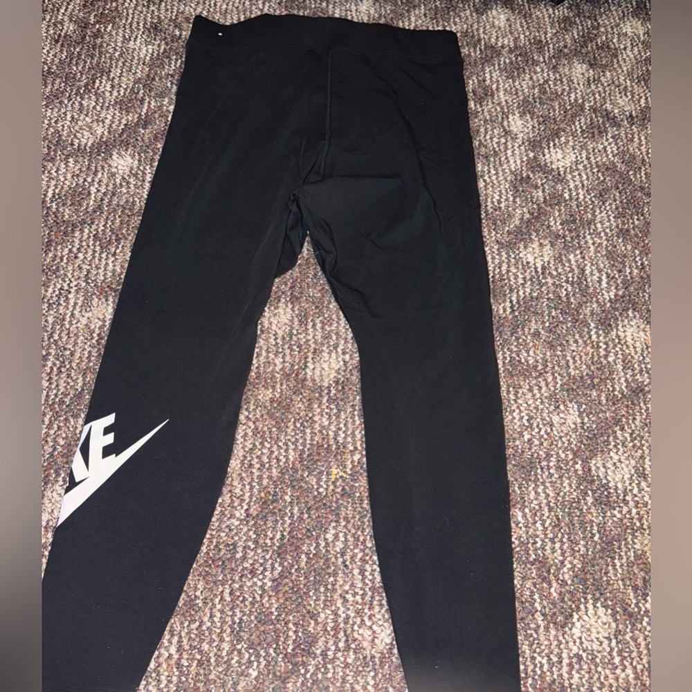 Nike Black Leggings with White Logo - Picture 3 of 5